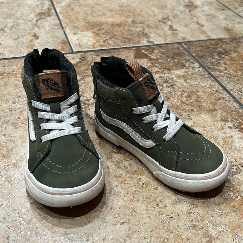 Toddler Vans SK8-HI Zip in Grape Leaf